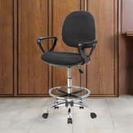 Silla SIT Cajero o Secretarial, tela de malla, alta con anillo para pie, neumático de altura. Color Negro, Peso: 250Lbs