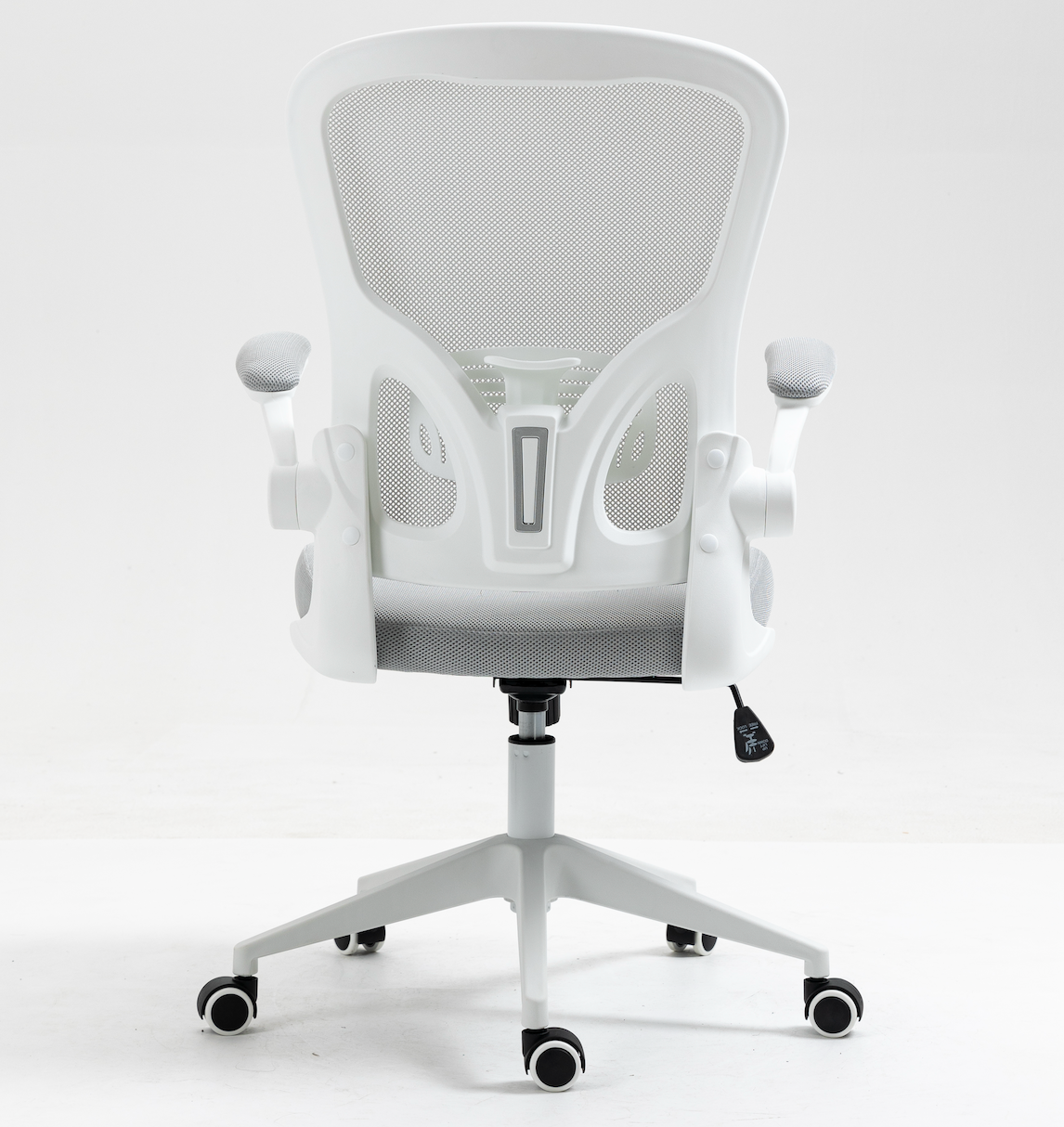 Silla SIT Ejecutiva, respaldar medio, superficie de nylon, reposabrazos ajustables. Color Negro y Gris. Peso: 200Lbs. SIT-M250