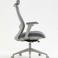 Silla SIT Gerencial, respaldo medio, acolchonada, ajuste de altura. Color Negro y Gris. Peso: 250Lbs. SIT-M800