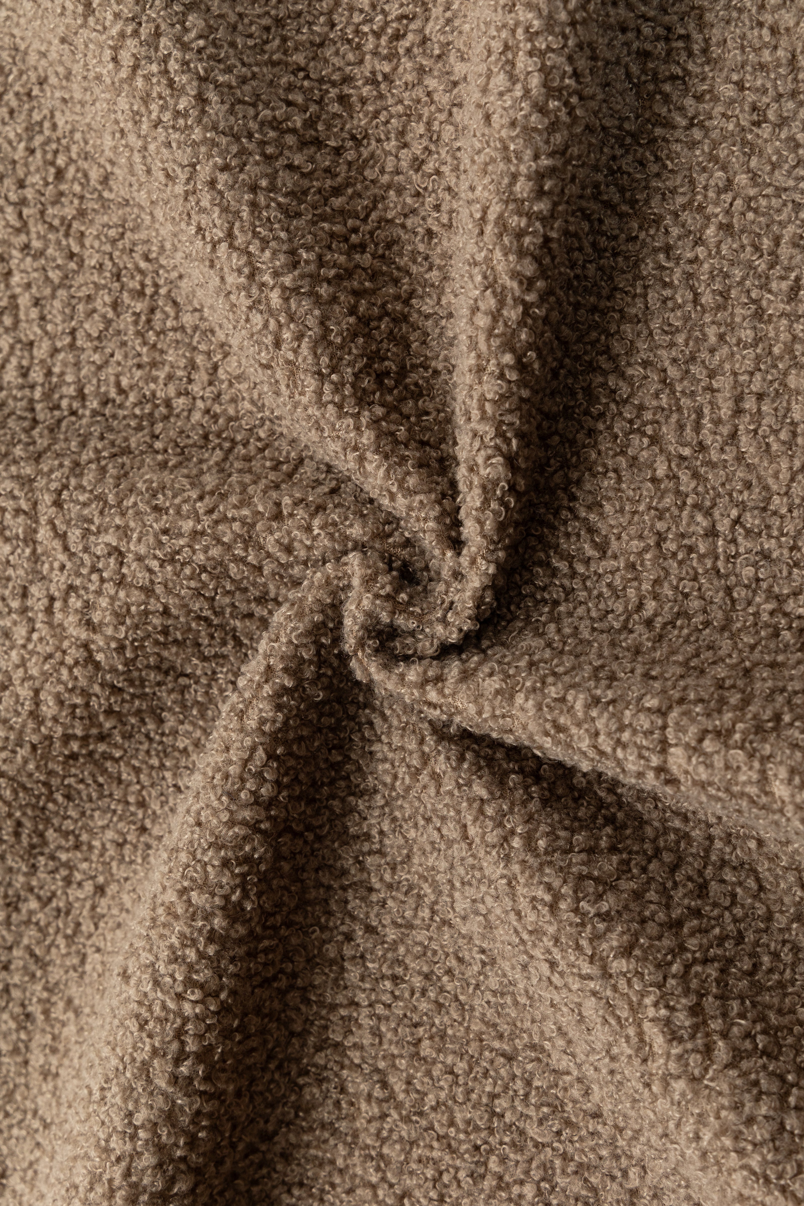 Sofá SIT Ovalia de alta densidad color beige, azul, cade / medidas 267 x 96 x 76 cm / SIT-OVALIA