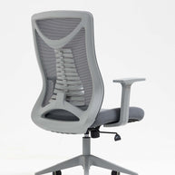 Silla SIT Ejecutiva, malla negra, inclinación flexible, ruedas de goma, apoyo lumbar. Peso: 250 Lbs. SIT-M350