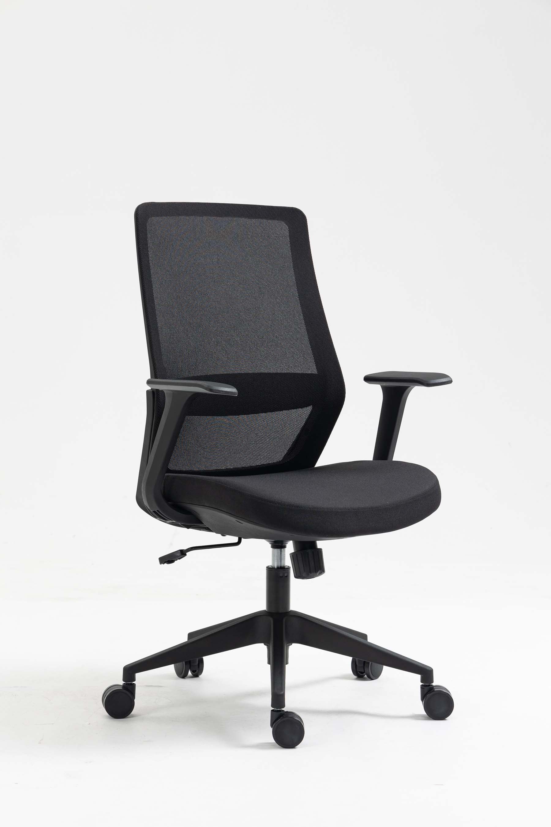 Silla SIT Ejecutiva, respaldo de malla, soporte lumbar ajustable, brazos fijos. Peso: 250 Lbs.SIT-M750