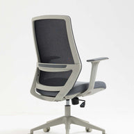 Silla SIT Ejecutiva, respaldo de malla, soporte lumbar ajustable, brazos fijos. Peso: 250 Lbs.SIT-M750